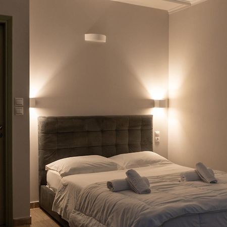 Central Studio - Fully Equiped. Ideal For Couples Патра Екстериор снимка